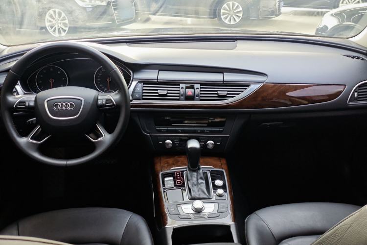 Used Audi A6L 2017 30 FSI Comfort Model Interior 1