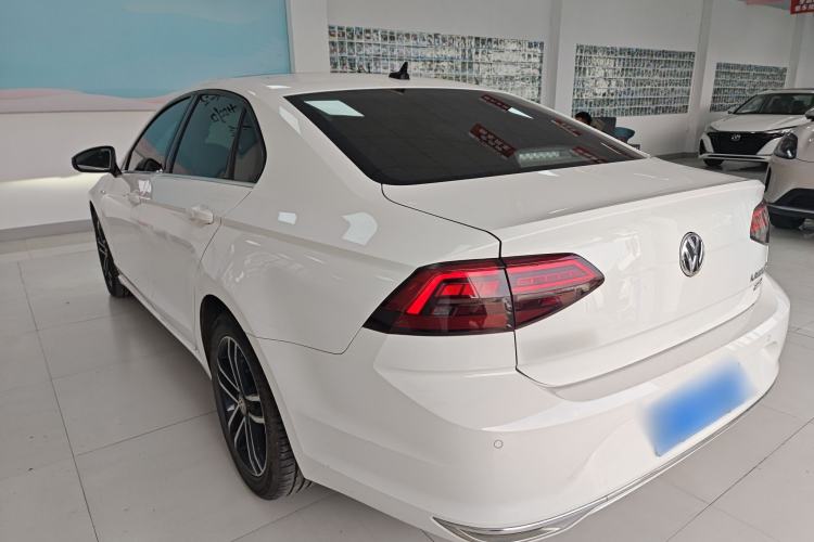 Used Volkswagen Lamando 2021 280TSI DSG Comfort Edition Exterior 2