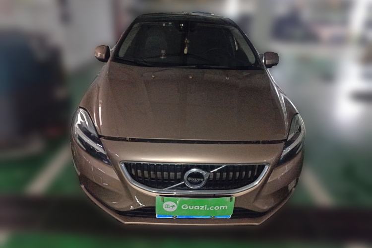 Used Volvo V40 2017 T3 Zhiyi Edition