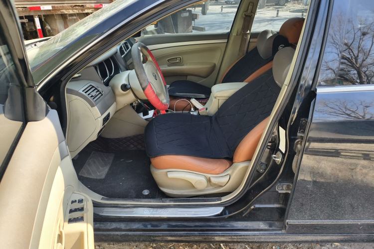 Used Nissan Sylphy 2016 Classic 1.6XL Manual Luxury Edition
