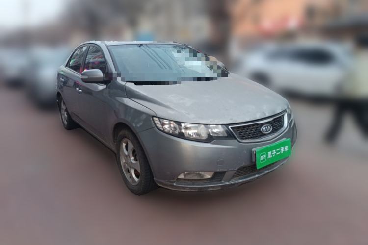 Used Kia Forte 2011 1.6L MT GLS Front Right 45 Deg