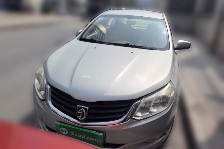 Used Baojun 630 2013 1.5L manual Entry-level trim
