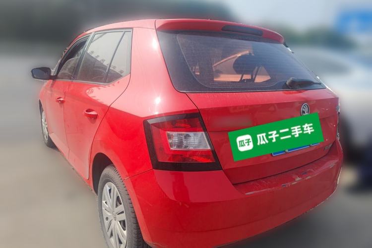 Used Skoda Fabia 2015 1.4L Automatic Front-Drive Model
