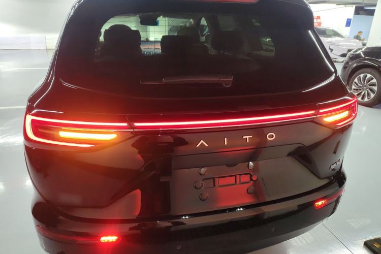 Used Hima AITO M7 2024 1.5T Rear-Drive Plus Version 5 Seats Rear