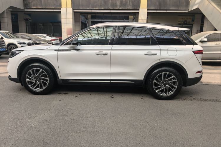 Used Lincoln Corsair 2021 2.0T Two-Wheel-Drive Luxury Edition
