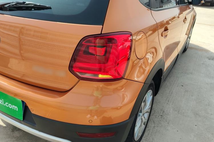 Used Volkswagen Polo 2014 1.6L Cross Polo Automatic Right Rear Taillight