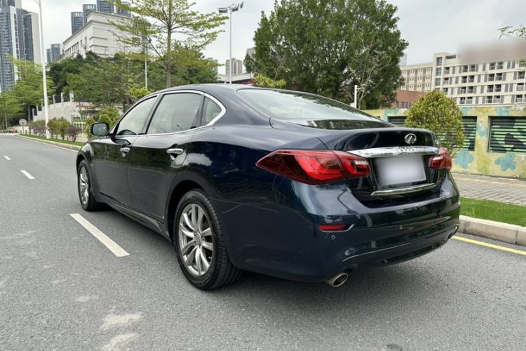 Used Infiniti Q70 2015 Q70L 2.5L Elite Edition Exterior 1