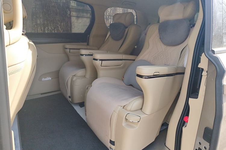 Used Buick GL8 2023 ES Lu Zun Deluxe Model