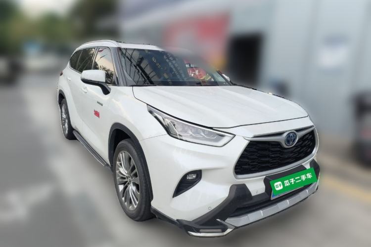 Used Toyota Highlander 2022 Dual-Engine 2.5L Two-Wheel Drive Prestige Edition 7-Seater Front Right 45 Deg