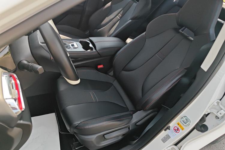 Used CHANGAN OSHAN X5 2021 1.5T DCT Prestige Edition Left Front Seat