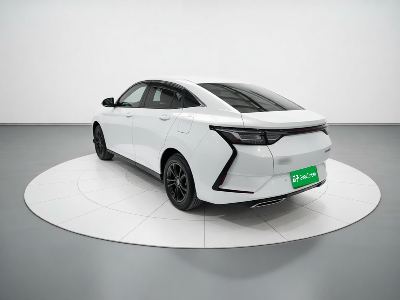 Dongfeng Aeolus Yixuan 2025 1.5L Automatic Luxury Version - Luxury — снимка 4