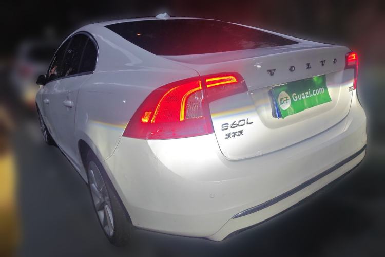 Used Volvo S60 2017 S60L T4 Smart Range Edition
