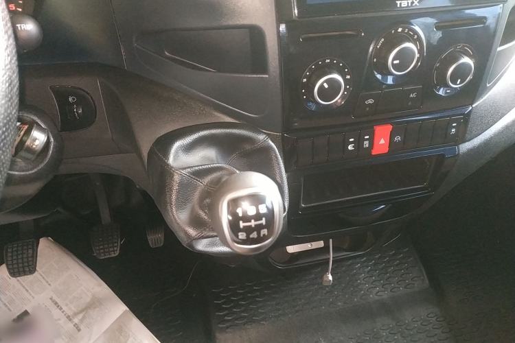 Used Iveco Eurocargo 2021 2.0T Manual Super-Rui Short Wheelbase Low-Roof Side-Hinged Door F1A