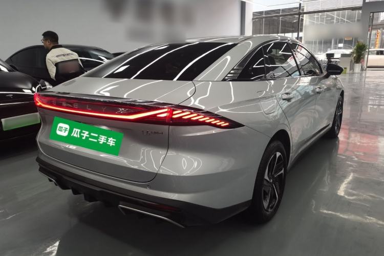 Used Geely Galaxy L6 2025 EM-i 140km Starship Edition
