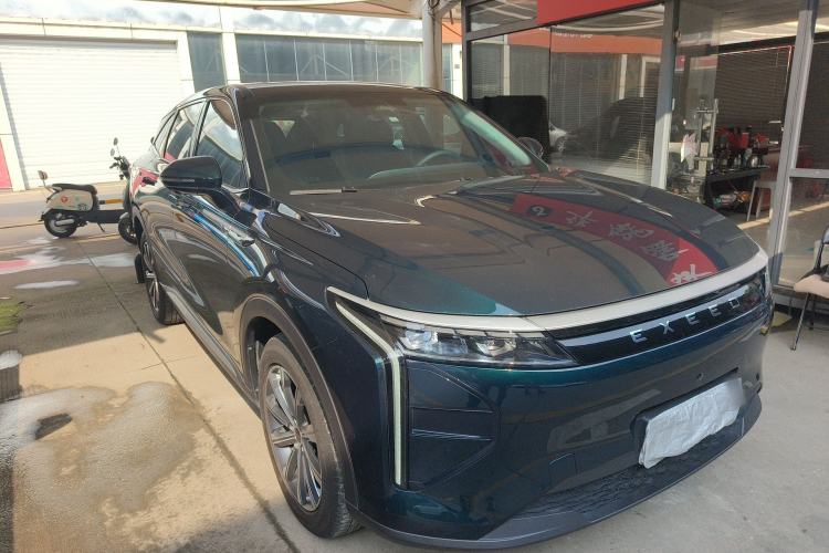 Used EXEED Stellar C-DM 2025 100 Long-Range Plus Two-Wheel Drive
