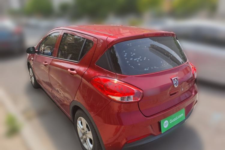 Used Baojun 310 2016 1.2L manual Comfort trim level
