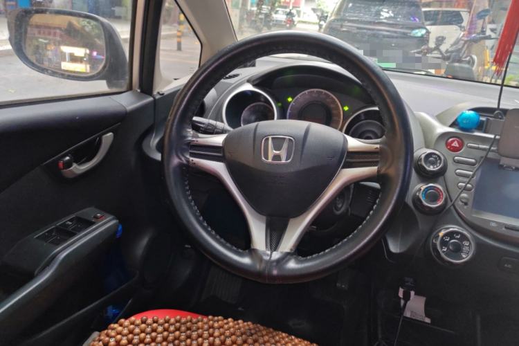 Used Honda Fit 2011 1.3L manual Comfort version