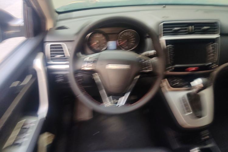 Used Haval M6 2019 1.5T DCT Two-Wheel Drive Elite Version China VI Standard
