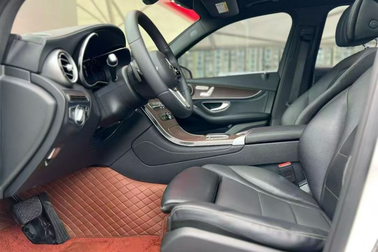 Used Mercedes-Benz GLC 2020 GLC 260 L 4MATIC Luxury Model
