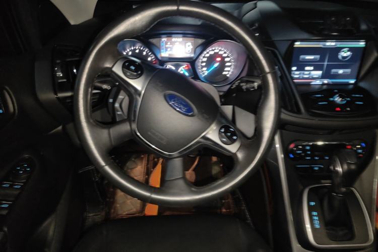 Used Ford Kuga 2015 1.5L GTDi Four-Wheel-Drive Elite Model
