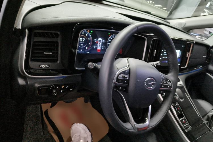 Used GAC Trumpchi M8 2021 Lingxiu Series 390T Deluxe Edition Center Console