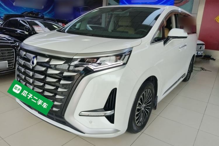 Used Denza D9 2022 DM-i 1040 Prestige Model