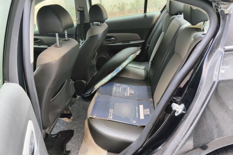 Used Chevrolet Cruze 2013 1.6L SL MT
