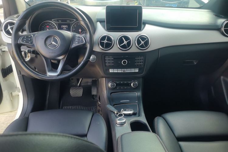 Used Mercedes-Benz B-Class 2015 B 200 Fashion Model