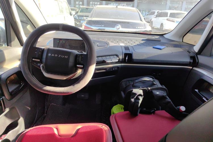 Used Baojun KiWi EV 2021 Artist Model Lithium Iron Phosphate