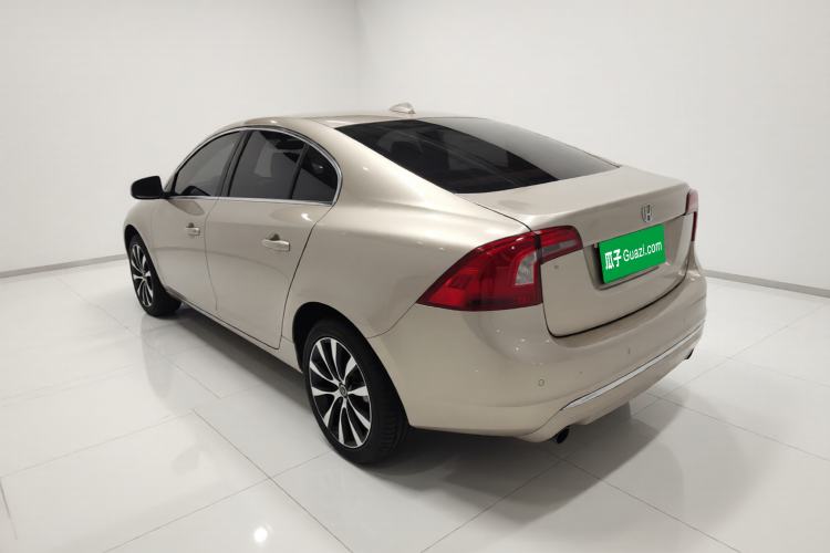 Used Volvo S60 2019 S60L Facelift T5 Intelligent Advanced Edition Exterior 3