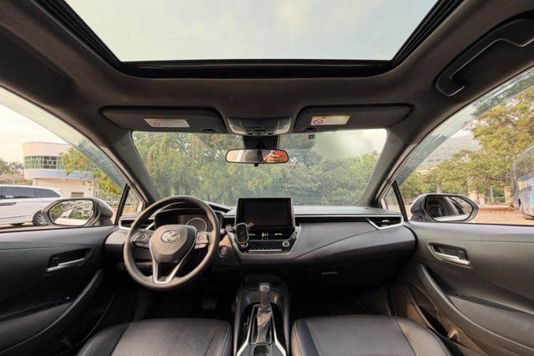 Used Toyota Levin 2022 185T CVT Luxury Edition Interior 2