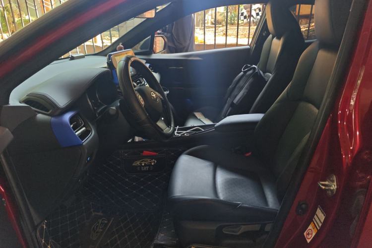 Used Toyota IZOA 2018 2.0L Yichi Version China VI Standard Left Front Seat