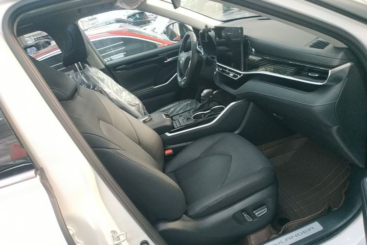 Used Toyota Highlander 2026 Model 2.5L Intelligent Electric Hybrid Dual-Engine Two-Wheel-Drive Luxury Edition 7-seater