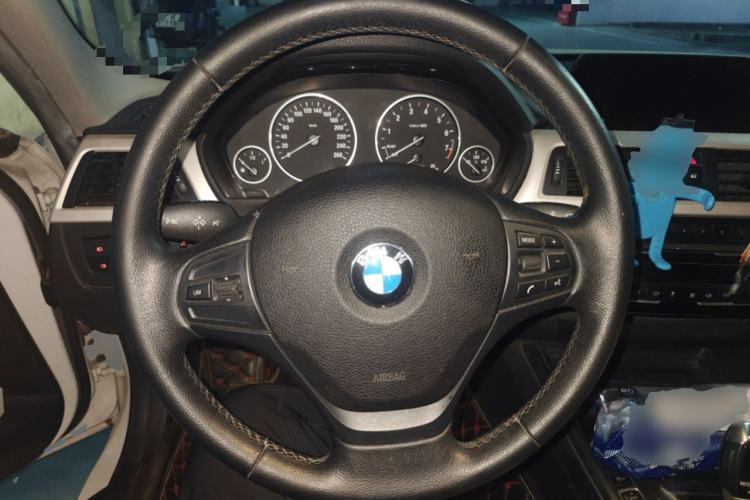 Used BMW 3 Series 2016 320Li Fashion Model Steering Wheel