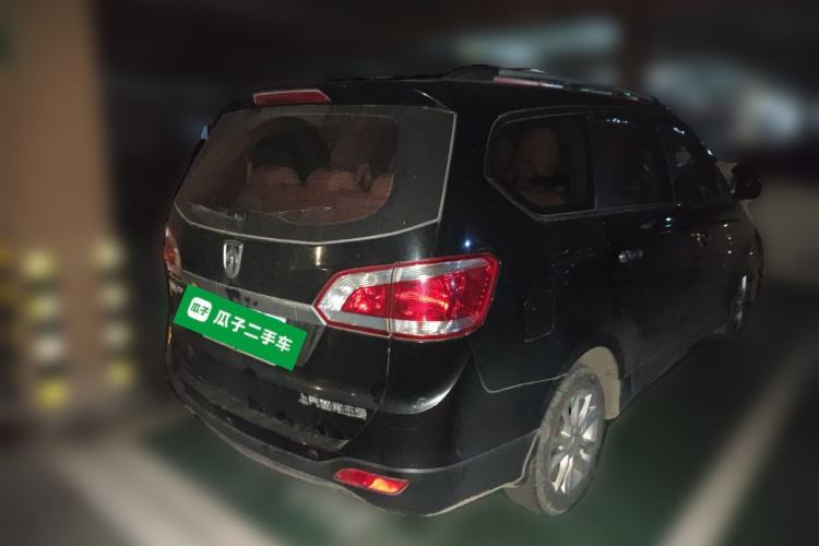 Used Baojun 730 2014 1.5L manual Comfort version 7 seats