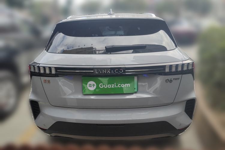 Used Lynk & Co 06 EM-P 2023 1.5T Remix PHEV Pro
