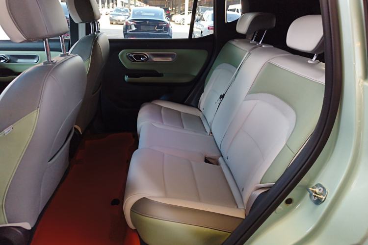 Used AION Y 2023 Plus 510 Smart Edition Left Rear Seat