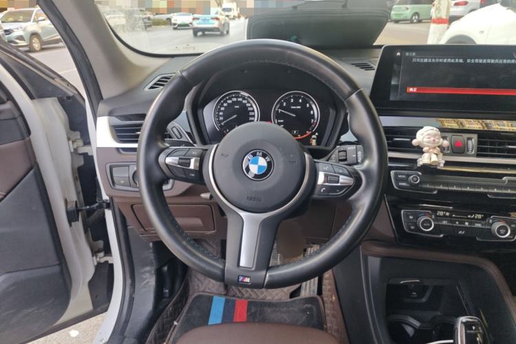 Used BMW X1 2022 sDrive25Li Leading Model
