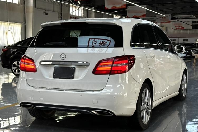 Used Mercedes-Benz B-Class 2015 B 200 Fashion Model
