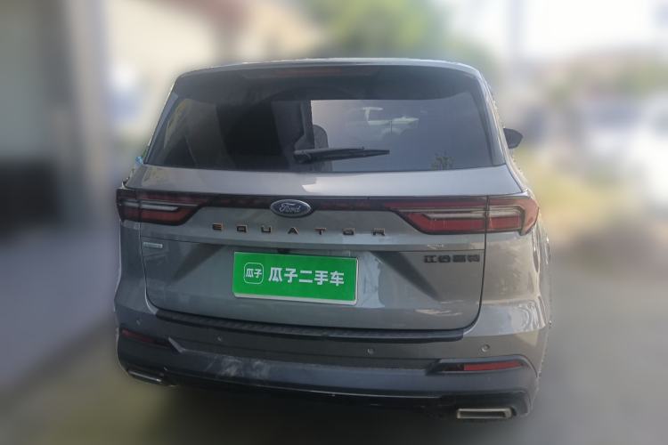 Used Ford Equator 2023 EcoBoost 225 Obsidian Orange Edition Prestige 7-Seater (2/2/3)
