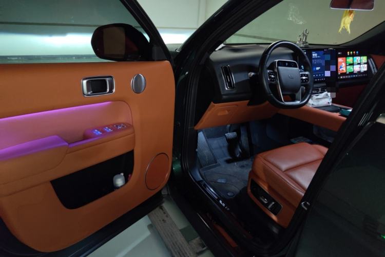 Used Li Auto L9 2022 Max model
