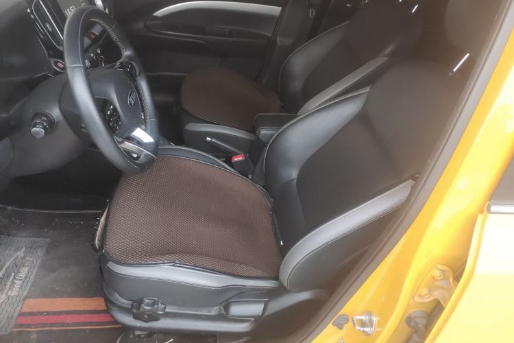 Used Kia kx1 Stonic 2021 1.4L CVT Fun & Sunroof Model
