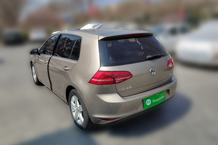 Used Volkswagen Golf 2015 1.6L Automatic Comfort Model Rear Left 45 Deg