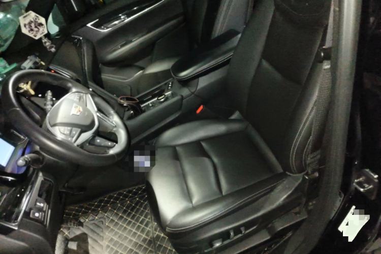 Used Cadillac XT5 2022 2.0T Two-Wheel Drive Luxury Version