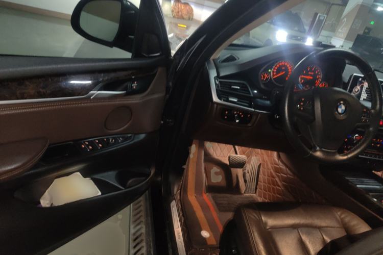 Used BMW X5 2015 xDrive28i Driver Seat