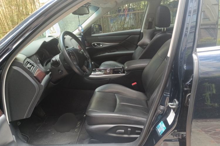 Used Infiniti Q70 2019 Q70L 2.0T Elite Plus Version
