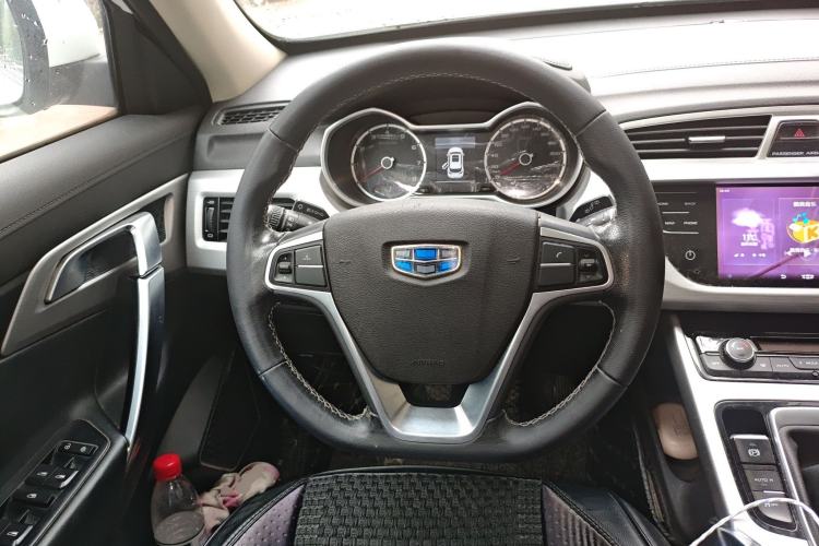 Used Geely Auto Emgrand X7 Sport 2016 2.0L Manual ZhiShang Version
