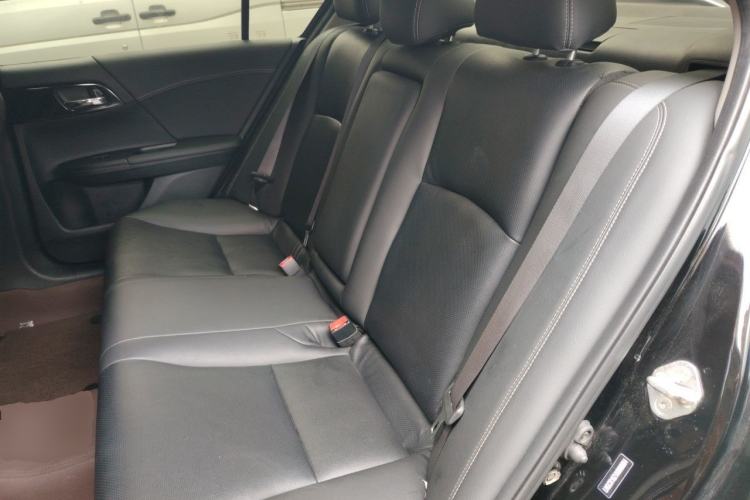 Used Honda Accord 2016 2.0L Comfort Edition
