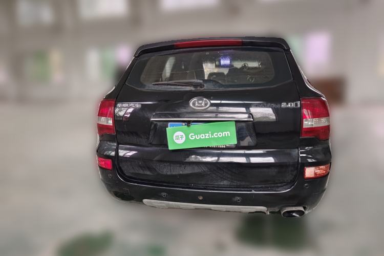 Used Huatai Boliger 2013 2.0T Manual Two-Wheel Drive ZhiZun Edition Rear