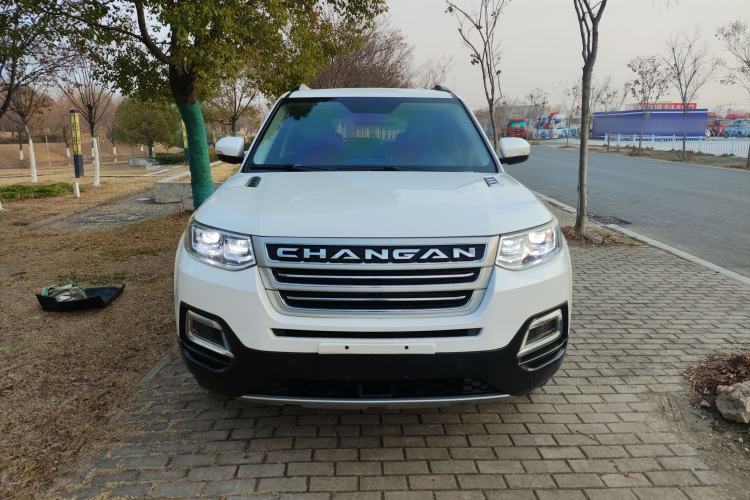 Used Changan CS95 2017 2.0T Four-Wheel Drive Smart Edition